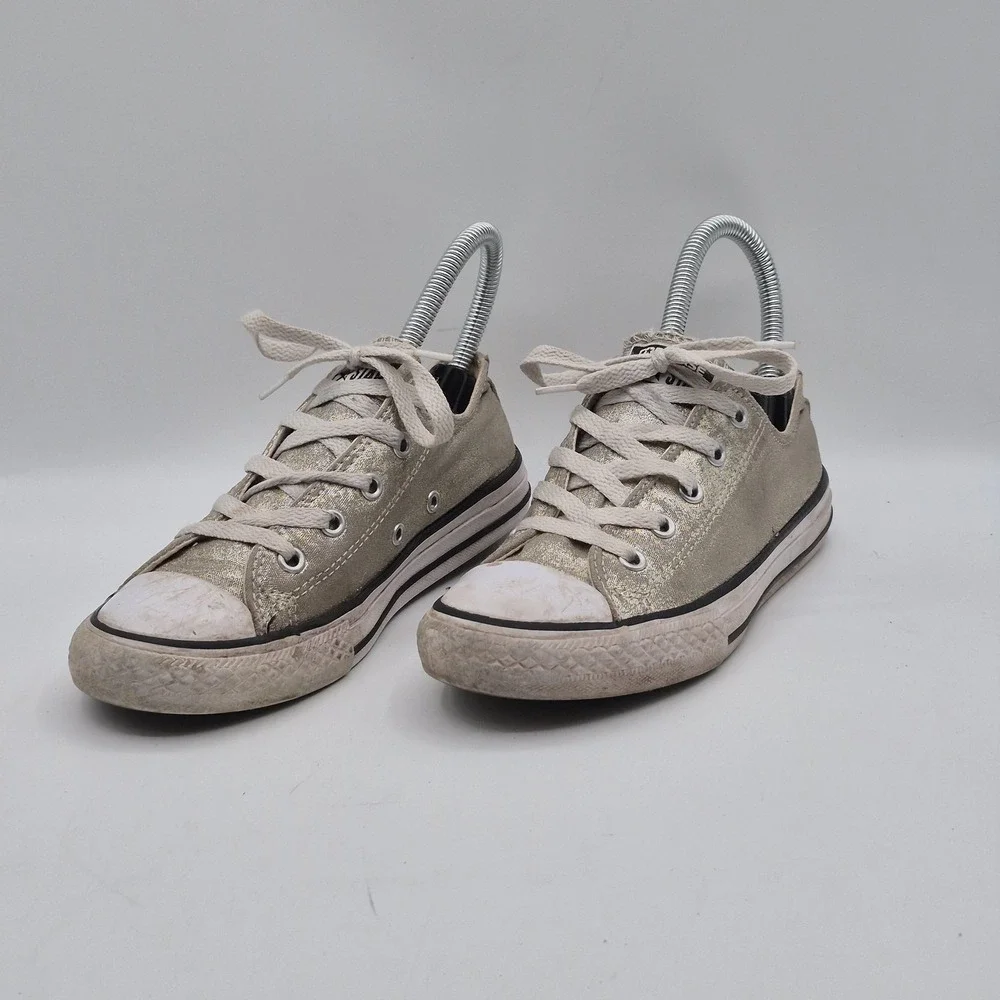 Converse Chuck Taylor All Star Shoes Youth Size 2 Gold Canvas Low‎ Top Sneakers